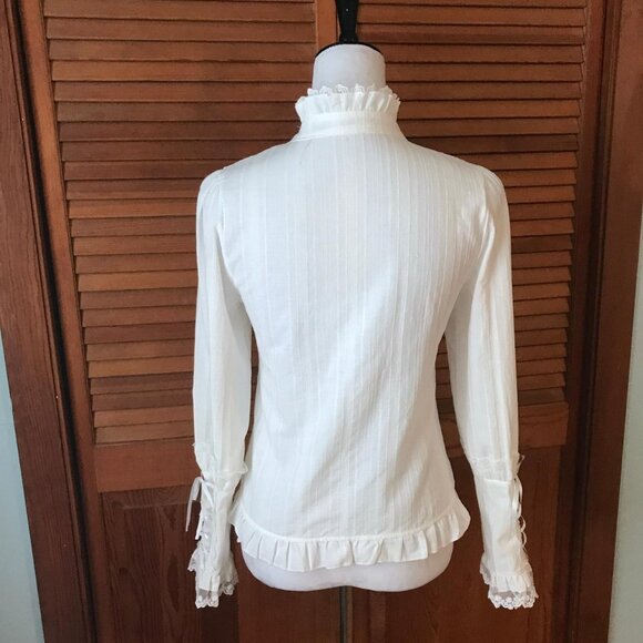 Elegant White Button Down Shirt with Ruffle Details - Picture 6 of 8